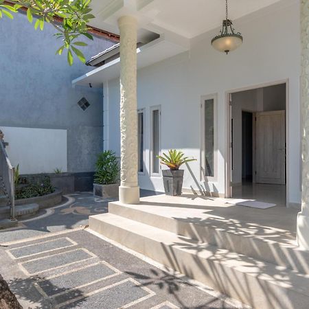 Villa Pondok Maica Lovina Exterior foto